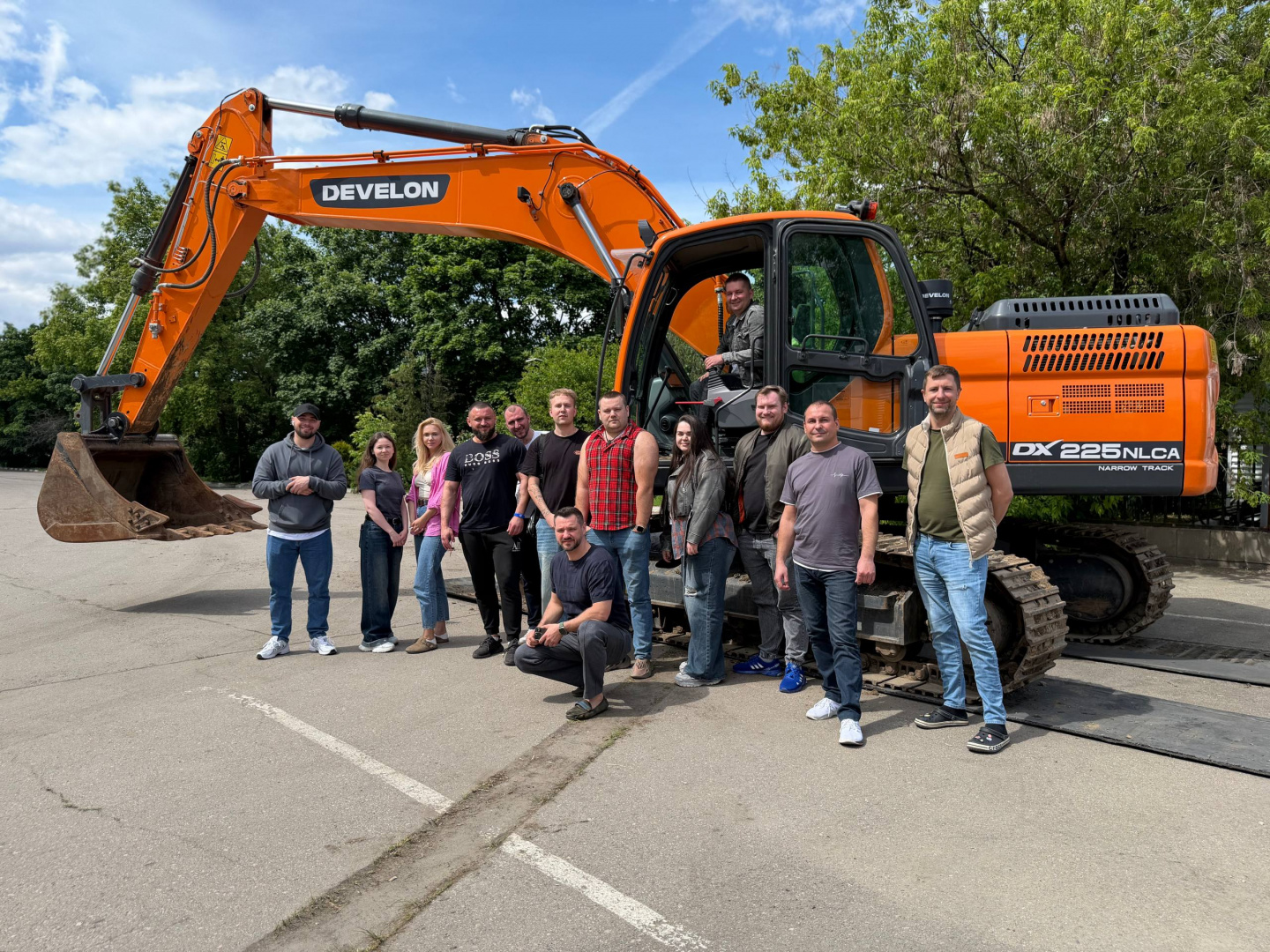 Новый экскаватор DEVELON DX225NLCA Новый экскаватор DEVELON DX225NLCA
