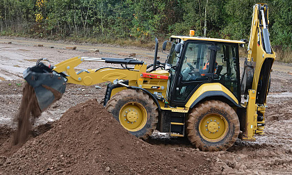Экскаватор-погрузчик CAT 444F2