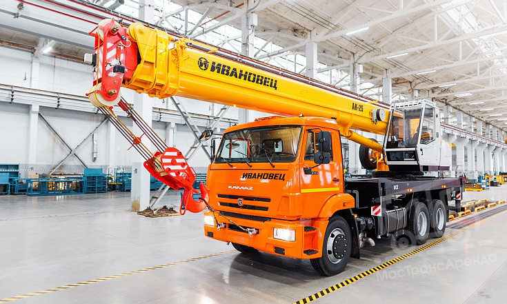 Автокран Ивановец КС-45717К-1М - 25 тонн