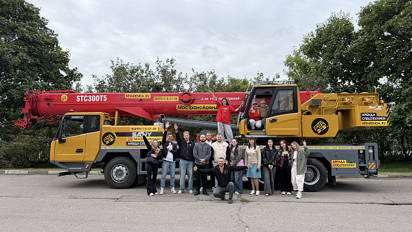 Новый автокран SANY STC300T5 - пополнение парка «МосТрансАренды»