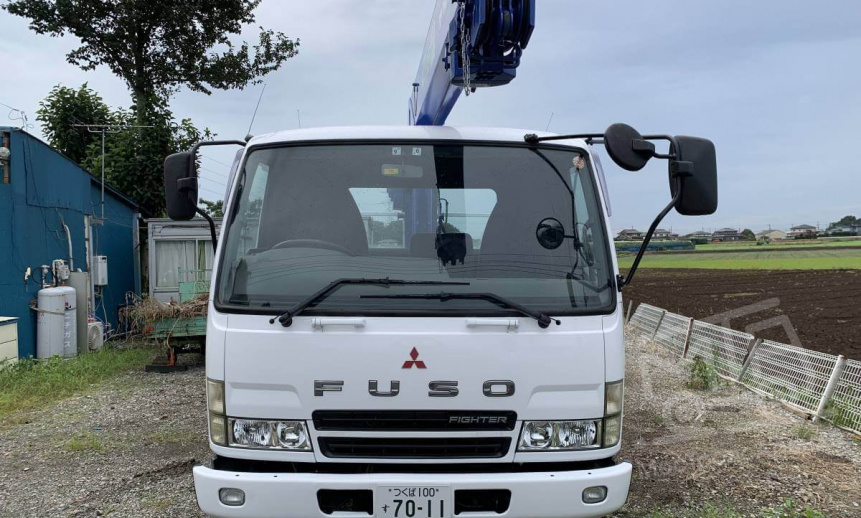 Манипулятор Mitsubishi Fuso, стрела 7 тонн, борт 10 тонн