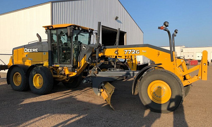Грейдер John Deere 772G - 19,5 тонны