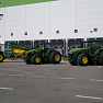 Тракторы John Deere наведут порядок в Шереметьево