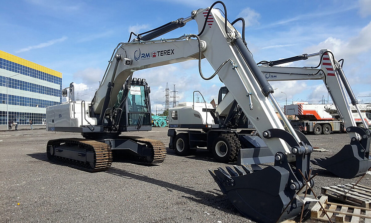 Гусеничный экскаватор TEREX TX 270