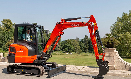 Мини-экскаватор Kubota KX037-4