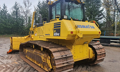 Бульдозер Komatsu D65PX-18