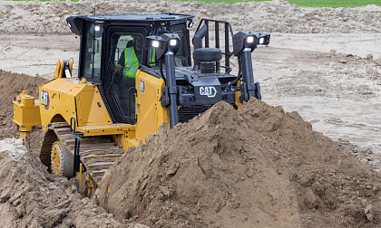 Бульдозер Cat D8