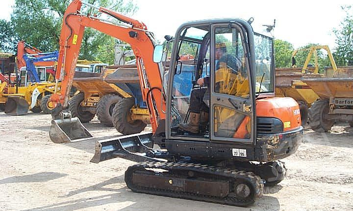 Мини-экскаватор Hitachi ZX30