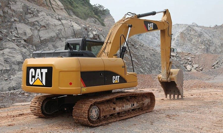 Экскаватор CAT 320 GX с узким ковшом