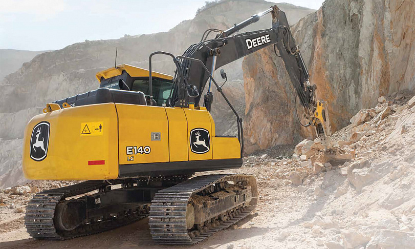 Гусеничный экскаватор John Deere E140 LC