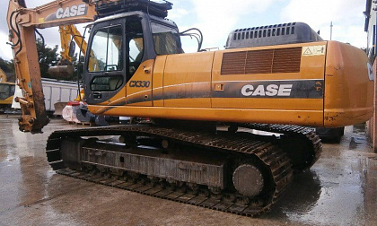 Длиннорукий экскаватор Case CX330 LR