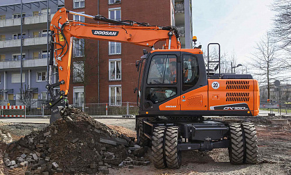 Колесный экскаватор Doosan DX160W