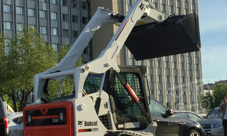 Мини-погрузчик Bobcat Т590