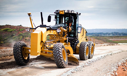 Грейдер Caterpillar 160 - 20,6 тонны
