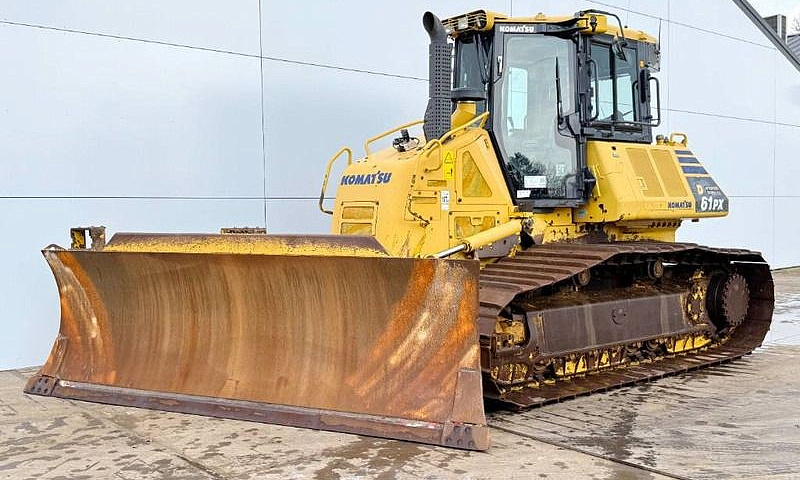 Бульдозер Komatsu D61PX-24