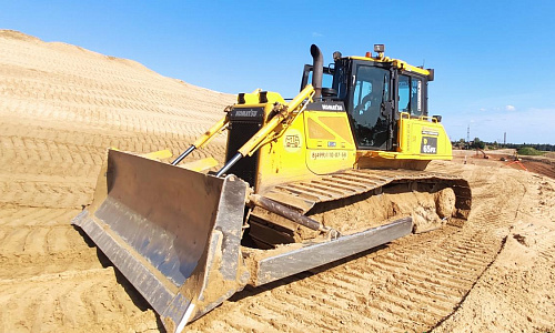Бульдозер Komatsu D65PX-16 болотоход