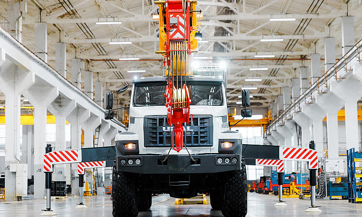 Автокран Ивановец КС-45717-2М (стрела 24 м) - 25 тонн